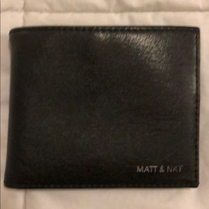 Matt & Nat Navy Wallet Rubben